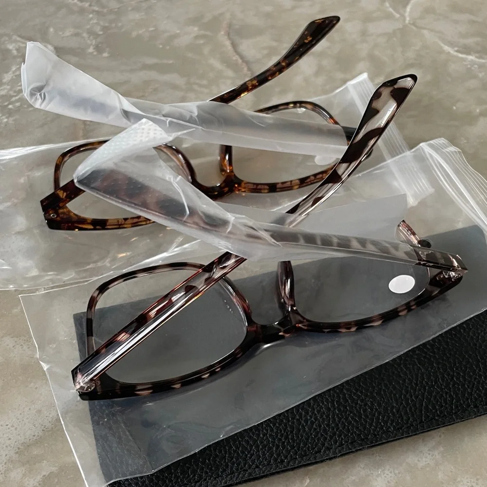 NWT Two pairs readers 2.0 tortoiseshell blue light combination readers brown